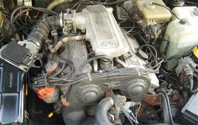 motorraum_75_v6.jpg