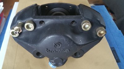 Rechter Brembo Alfa 75 Turbo Sattel.jpg